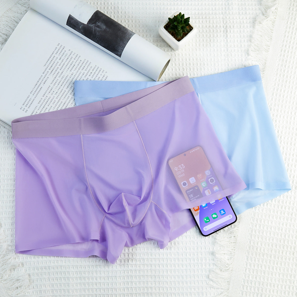 4 PCS - Ultra-Thin Ice Silk Men's Boxer Shorts