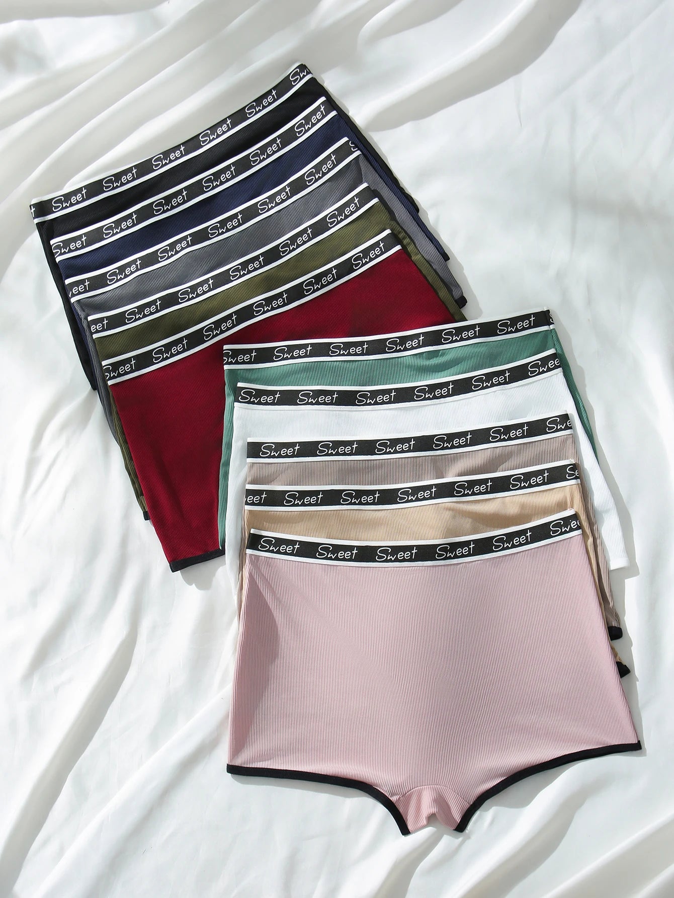 Smooth Silky Women's Mid-Waist Briefs