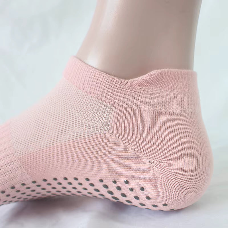 SilkHaven™ No-Slip Invisible Socks – 6 Pcs